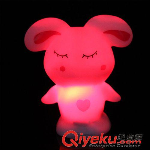 小夜燈 七彩幸福豬小夜燈 可愛招財(cái)豬小夜燈 十二生肖小夜燈批發(fā)