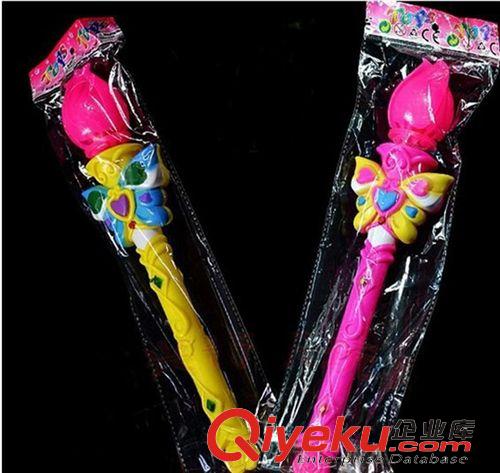 傳統(tǒng)懷舊類(lèi)玩具 荷花魔法棒 會(huì)唱歌 發(fā)光 開(kāi)花魔法棒 美雪變身棒 巴拉拉音樂(lè)風(fēng)車(chē)