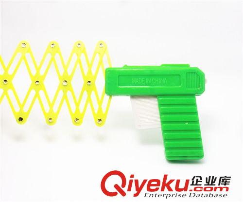 其他益智玩具 批發(fā)兒童整人玩具 伸縮拳頭玩具槍 【超好玩玩具原始圖片2