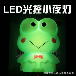 水晶插電小夜燈 新LED小夜燈 卡通光控青蛙 七彩小夜燈 插電禮品燈 小夜燈