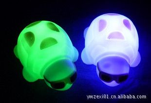 本月新款小夜燈 新夢(mèng)幻彩繪烏龜小夜燈 七彩小夜燈 烏龜燈 地?cái)傌浽?批發(fā)原始圖片2