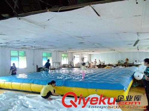 水上游藝設施 充氣水上隔離浮板 充氣水上柵欄 水上圍欄 水上玩具原始圖片2