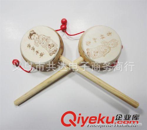 兒童玩具區(qū)  木制拔浪鼓.金童玉女撥浪鼓響鼓 中號(hào) 嬰兒傳統(tǒng)玩具 圖案隨機(jī)原始圖片2