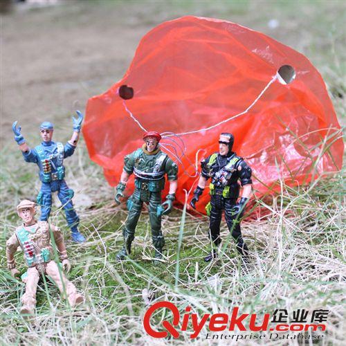 2014年新品 經(jīng)典航母模型 軍事戰(zhàn)爭(zhēng)航海場(chǎng)景散件 廠家直銷批發(fā)兒童cdj玩具