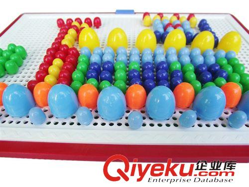 益智玩具 296粒蘑菇釘組合拼插板嬰幼兒童益智玩具 廠家直銷批發(fā)圣誕節(jié)禮物原始圖片2