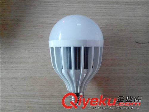 LED球泡燈 LED球泡燈 15W 成品 tj
