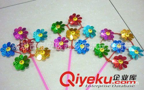 可混批少量產(chǎn)品 133批發(fā)地?cái)傂〉旯珗@ 熱賣風(fēng)車 金太陽6朵風(fēng)車 太陽花風(fēng)車玩具原始圖片3