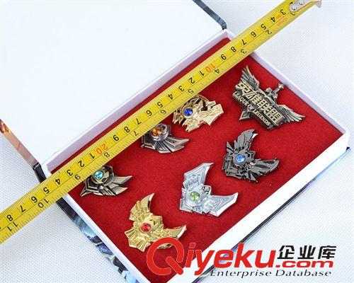 英雄聯(lián)盟 英雄聯(lián)盟徽章套裝 排位標(biāo)志LOL胸針立體金屬標(biāo)志全套 廠家直銷原始圖片2