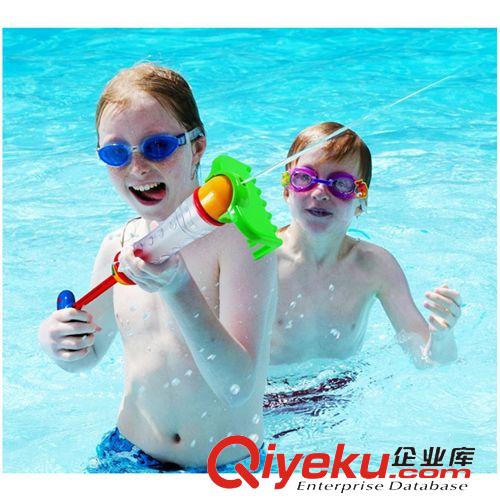 洗澡戲水專區 英國ELC多功能鏟耙兩件套兒童沙灘玩具挖沙戲水玩具挖沙/噴水兩用