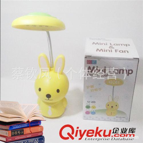 禮品專(zhuān)區(qū) 充電式卡通動(dòng)物L(fēng)ED臺(tái)燈 LED臺(tái)燈 卡通LED臺(tái)燈 12個(gè)LED 五款混裝原始圖片2