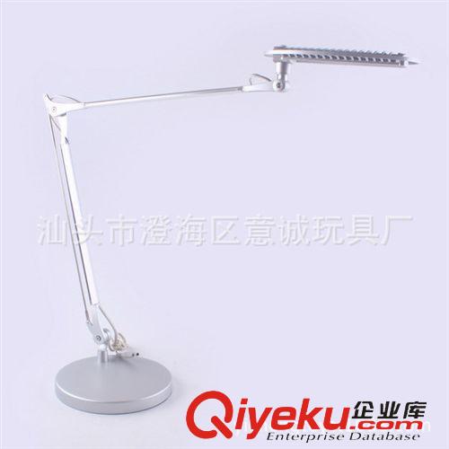 LED燈/手電筒/臺(tái)燈 廠家直銷 gd雙臂防眩光護(hù)眼臺(tái)燈 桌燈學(xué)習(xí)燈 帶12W燈管原始圖片3