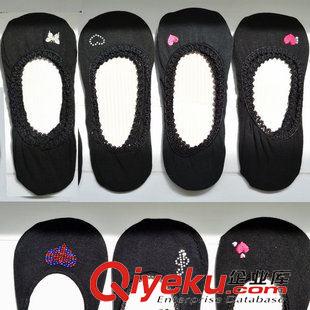 所有商品 2015新款男士隱形船襪男生夏季淺口薄款純棉硅膠防滑隱形襪批發(fā)