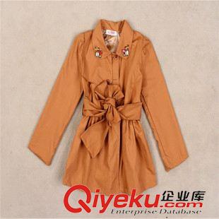 上衣-Jacket  外貿(mào)爆款 女童時(shí)尚韓版翻領(lǐng)蝴蝶結(jié)腰帶鉆石風(fēng)衣 寶寶外套