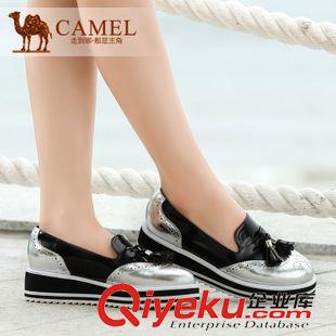 時尚單鞋 camel駱駝女鞋秋季個性英倫風zp中跟沖孔厚底女單鞋A94073600原始圖片3