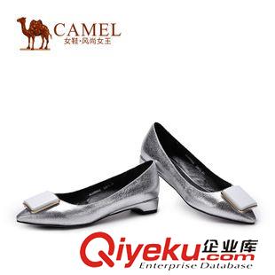 時尚單鞋 Camel駱駝女鞋 時尚摩登 尖頭方扣金屬牛皮方跟女單鞋A51089602原始圖片3