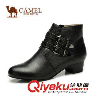 優雅女靴 Camel駱駝女靴 新款圓頭牛皮拼接馬毛粗高跟女靴A94128615
