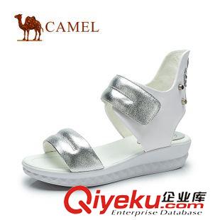 涼鞋 Camel駱駝女涼鞋 韓版時尚休閑牛皮魔術(shù)貼鉚釘涼鞋A93007606