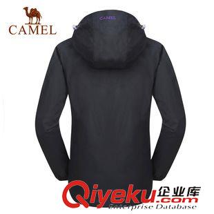 沖鋒衣 CAMEL駱駝戶外女三合一沖鋒衣 防水防風抓絨保暖兩件套 A4W194199原始圖片2
