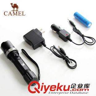 戶外裝備 CAMEL駱駝戶外 強(qiáng)光遠(yuǎn)射可變焦 LED充電迷你手電筒2SA6818原始圖片3