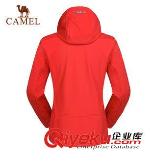 软壳衣 新品CAMEL骆驼软壳衣女 秋冬新品防风保暖软壳冲锋衣女A5W118125