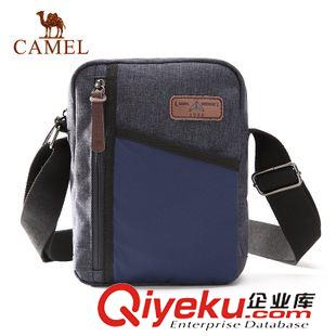 時(shí)尚休閑包 CAMEL駱駝戶外手提斜挎兩用包 男款戶外包zp織物包A5W3D2107