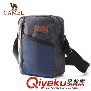 時(shí)尚休閑包 CAMEL駱駝戶外手提斜挎兩用包 男款戶外包zp織物包A5W3D2107