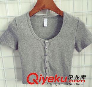 未分類 米多自制 歐美AA系扣短款露臍緊身T恤 短袖圓領夏季百搭T恤女