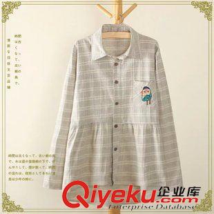 8.12 2015秋裝新款女裝 日系森女學(xué)生格子口袋刺繡貓頭鷹長(zhǎng)袖棉麻襯衫