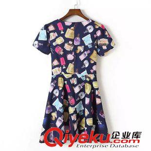 5.12 歐美2015女裝夏季新款香水瓶印花泡泡袖短袖連衣裙原始圖片3