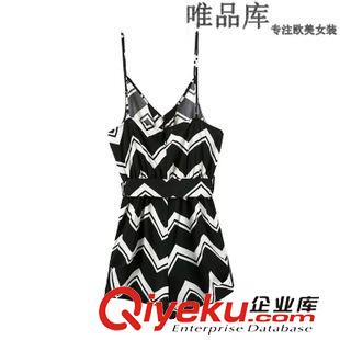 連體.背帶褲 速賣(mài)通 歐美2015女裝夏季新款性感露背條紋吊帶連體褲 短褲 批發(fā)