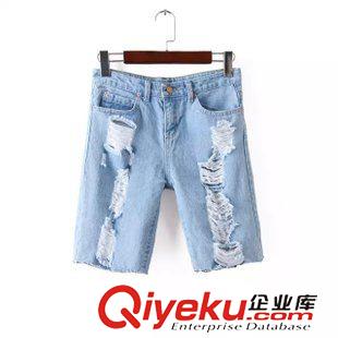 牛仔褲 2015夏季新款歐美時(shí)尚淺色個(gè)性破洞牛仔中褲 女原始圖片2