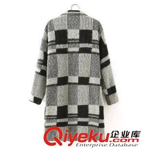 呢子大衣 風(fēng)衣 歐洲站歐美風(fēng)2015秋冬裝新款女裝 撞色長條大格子中長款呢子大衣原始圖片3