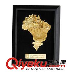 2014巴西世界杯 正版授權(quán) 2014巴西世界杯 限量榮耀巴西拼圖徽章擺件 收藏必備