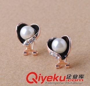 11月新款耳環(huán) 新品促銷超低價韓版精美耳釘百搭珍珠玫瑰印花耳環(huán)潮飾一件代發(fā)