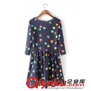 ★9月16號(hào)新款更新 2015秋季新款七彩桃心印花圓領(lǐng)中袖高腰修身連衣裙短裙 女C39296原始圖片2
