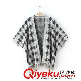 ★9月10號新款更新 2015秋季新款韓版大V領(lǐng)中長款雙口袋針織毛衣外套 女 W49183
