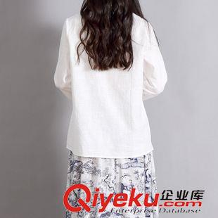 十月{dy}期新款 2015秋季新款日系森女 小清新百搭棉麻繡花寬松顯瘦長袖t恤上衣原始圖片2