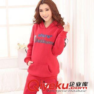 孕婦套裝 模特實(shí)拍 孕婦裝秋冬加絨加厚三件套裝冬季時(shí)尚休閑衛(wèi)衣潮原始圖片3