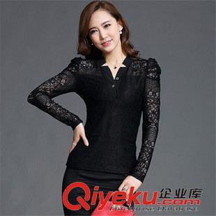 未分類 2015秋裝新款大碼女裝 時尚娃娃V領鏤空蕾絲上衣打底衫T恤潮