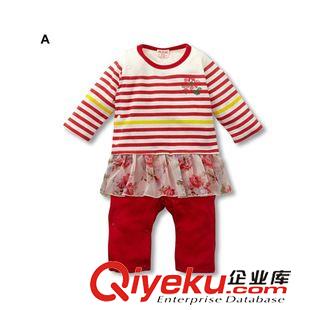 7月27日 女童刺繡花兒長袖哈衣長爬服