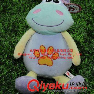 YK2-2牛 供應促銷禮品毛絨公仔牛  動漫穿衣戴帽 天鵝絨材質(zhì)毛絨公仔原始圖片3