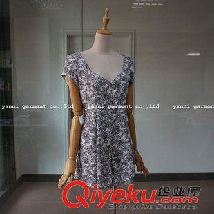 短褲 2015春夏新品女裝拼接后綁繩修身短袖印花連體褲半開領(lǐng)短袖短褲女原始圖片2