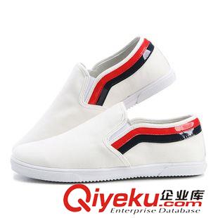 男鞋 男士秋冬休閑皮鞋 圓頭系帶休閑鞋潮板鞋低幫鞋個性鉚釘鞋