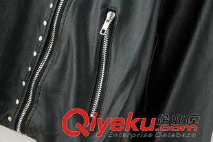 9月-23 街頭風鉚釘皮衣女式短款翻領斜拉鏈修身PU夾克秋季新款短外套M163原始圖片3