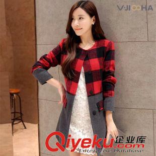 9月-9 歐美風秋季新款彩色字母圖案衛(wèi)衣女式新款圓領(lǐng)套頭上衣批發(fā)C348
