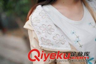 八月第五波 VJISHA2015秋裝新款文藝小清新蕾絲拼接連帽外套女式精品上衣E283原始圖片2