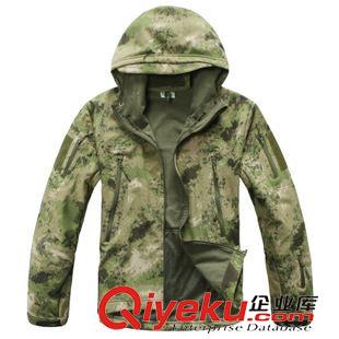 沖鋒衣褲 戶外運動登山服Tad版防風(fēng)防水多功能鯊魚皮廢墟迷彩沖鋒衣男外貿(mào)