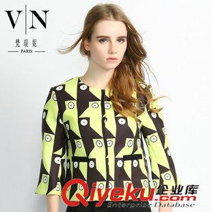 秋装 2015秋装新品 欧版几何图印花短上衣 气质品质女式小外套VNA30179