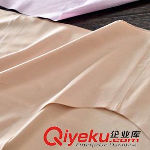 內(nèi)褲 外貿(mào)原單內(nèi)褲批發(fā) 無痕一片式三角內(nèi)褲 糖果色女士無痕內(nèi)褲女