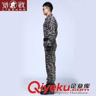 迷彩專區(qū) 槍迷迷彩服套裝 叢林通用迷彩服 戶外野戰(zhàn)作訓(xùn)迷彩服批發(fā)